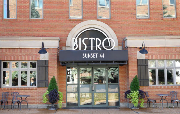 Sunset 44 Bistro